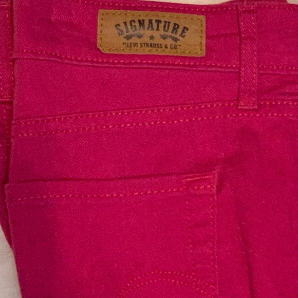 Levi Jeans - Picture 2 of 3